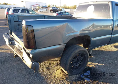 2006 Chevrolet Silverado 3500 Lt3 from USA, damaged, VIN 1GCHK33D96F267379